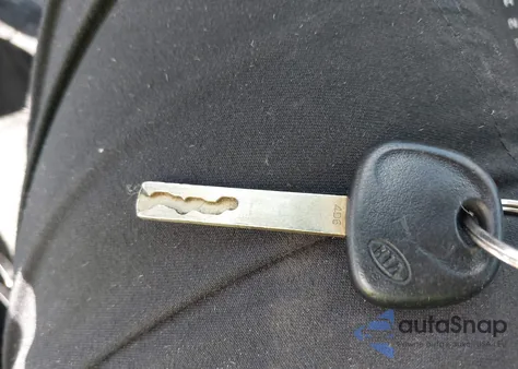 2021 Kia Rio Lx z USA, uszkodzony, nr VIN 3KPA24AD4ME386507